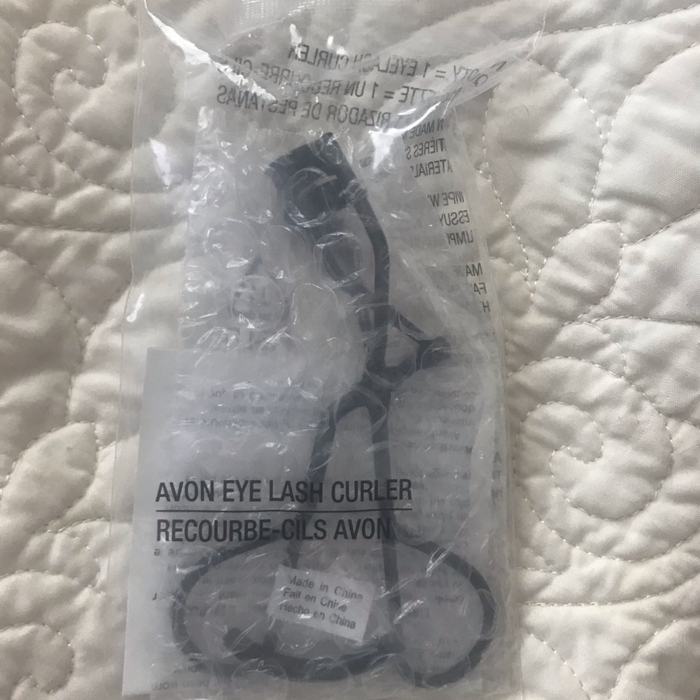 Eyelash curler